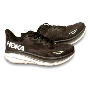 EUC - Hoka Clifton 9s W7.5 wide white/black